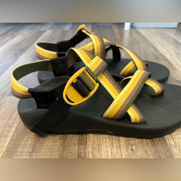 Women’s Chaco Sandals - Picture 3 of 6